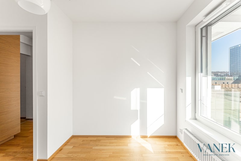 Apartment 3+kk, 60m², Fafkových, Praha - Vysočany — photo 14