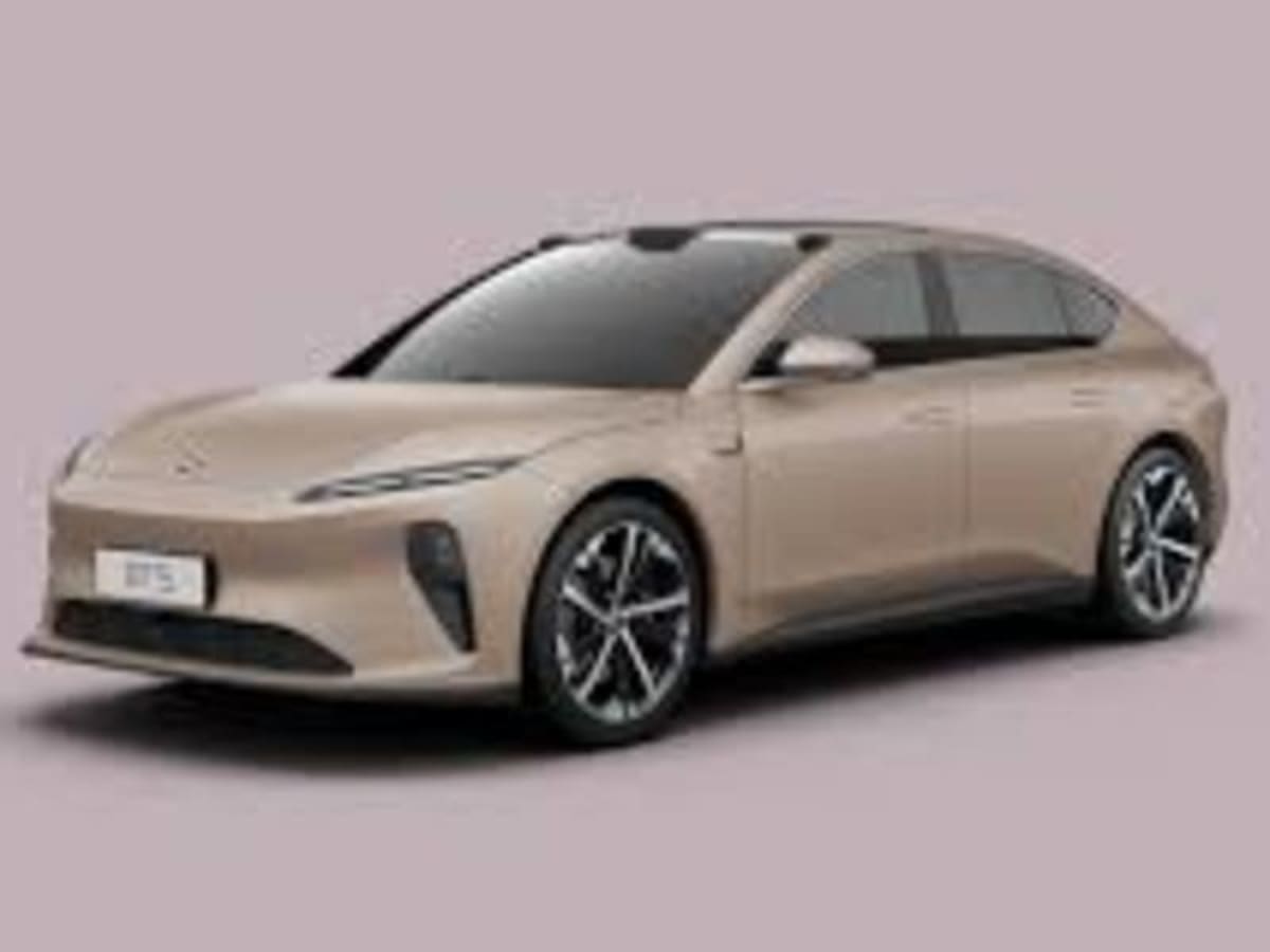 NIO ET5