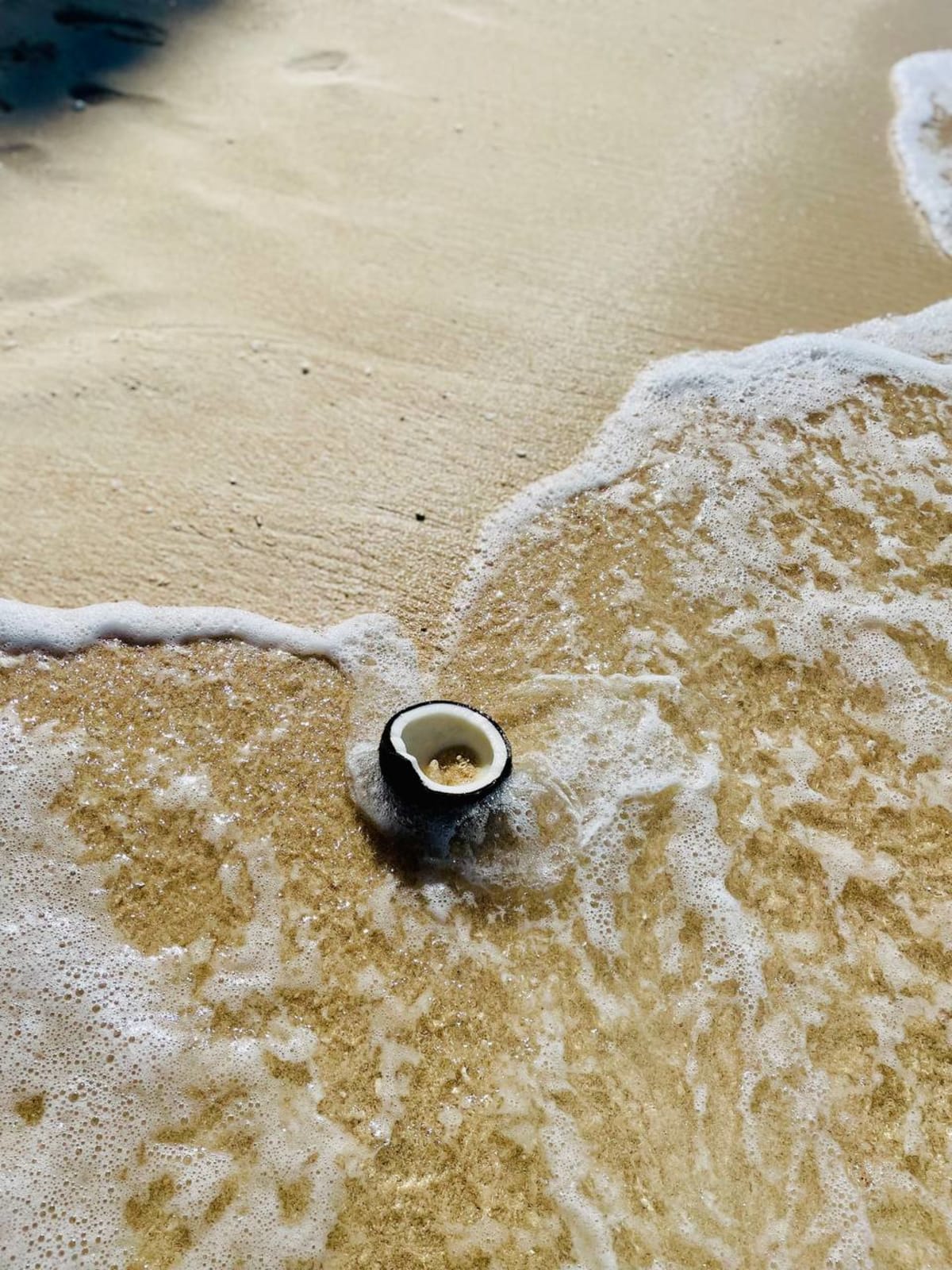 Tambisaan Beach image 5