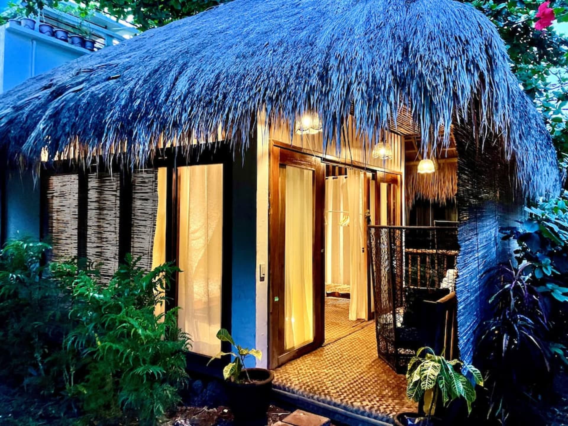 Tawi Bungalow – Island tiny Studio for Sale Near Diniwid Beach Boracay