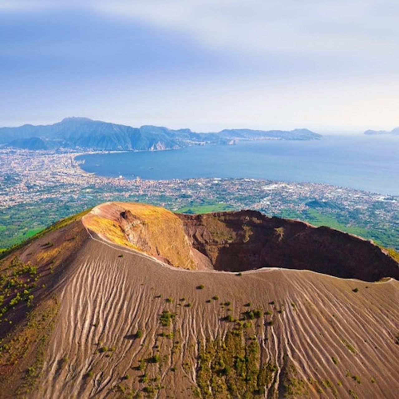 Pompei e Vesuvio: Biglietto salta-coda + Viaggio di andata e ritorno da Napoli — 3
