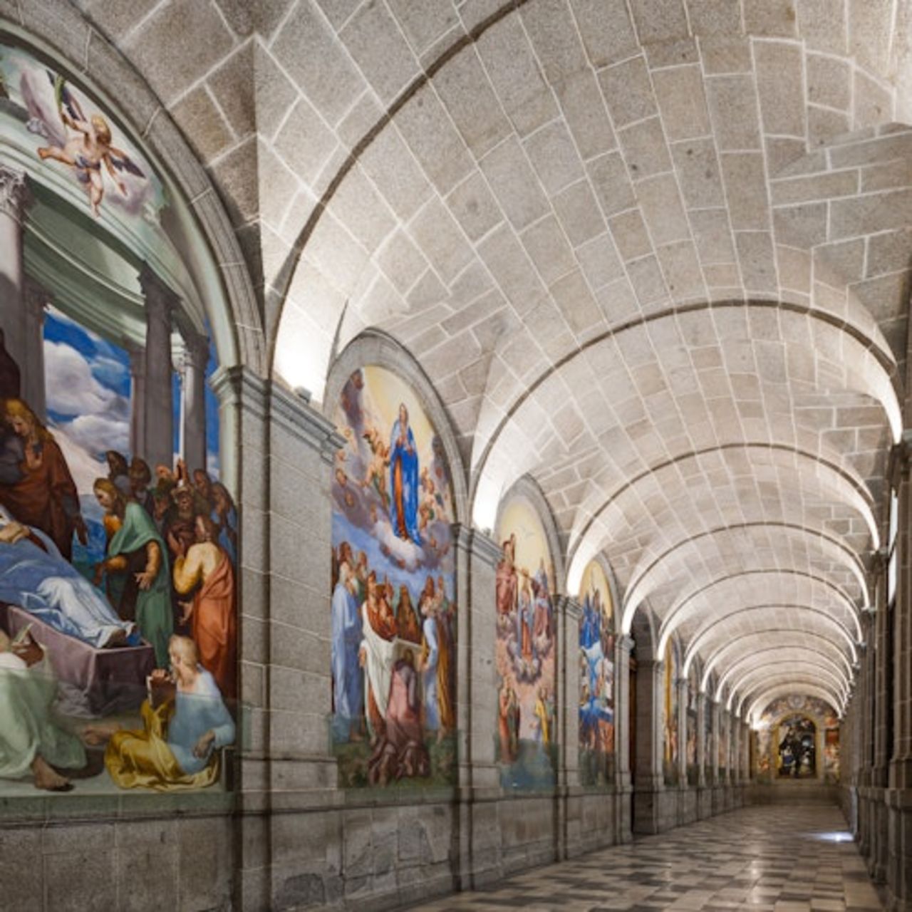 Monastero Reale di El Escorial: Ingresso + Guida Reale Digitale — 3