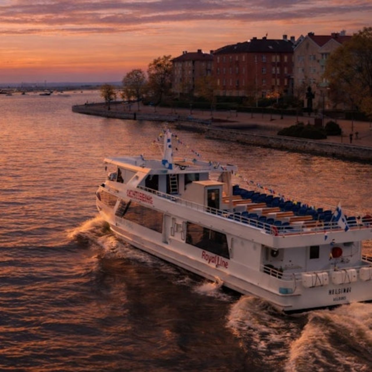 Helsinki: Crociera serale per la visita dell'arcipelago