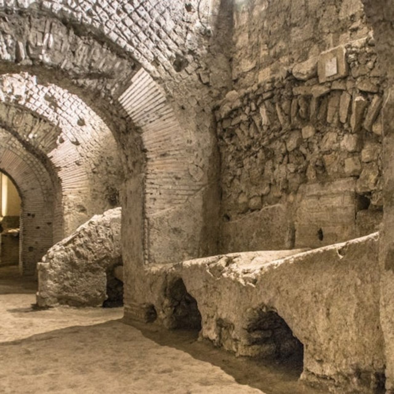 Complesso di San Lorenzo Maggiore e Area Archeologica: Ingresso + Audioguida — 2