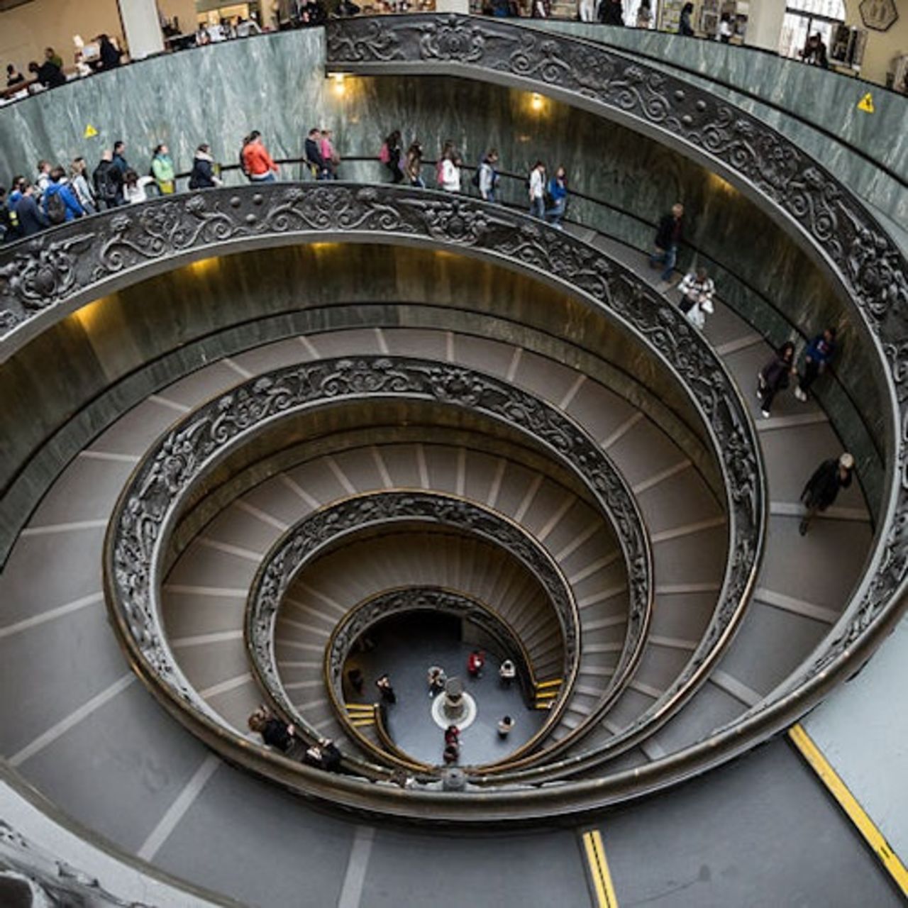 Colosseo, Foro Romano e Musei Vaticani + Video multimediale Roma Antica — 2