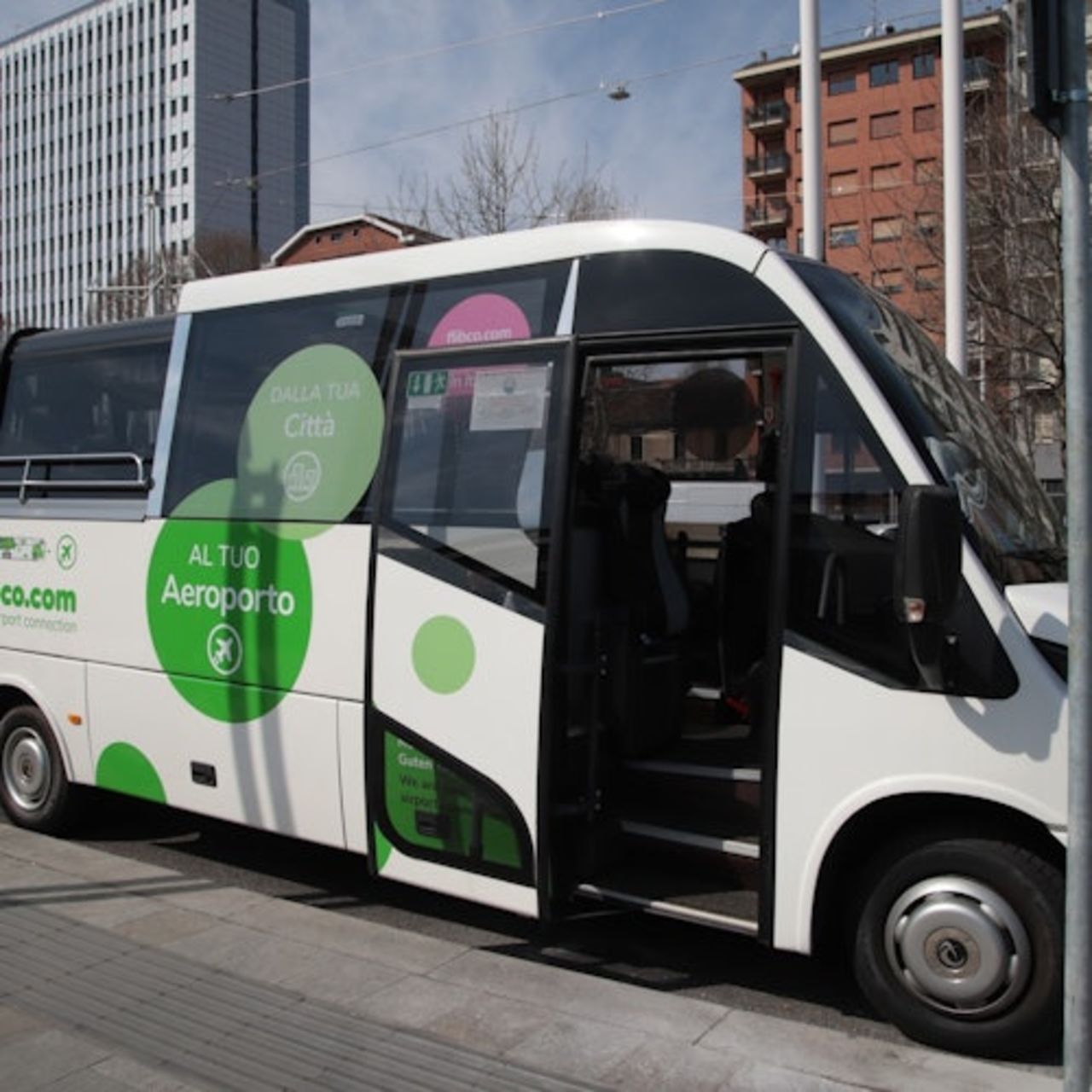 Pisa: Autobus dall'aeroporto di Pisa a/da Firenze Stazione Guidoni T2