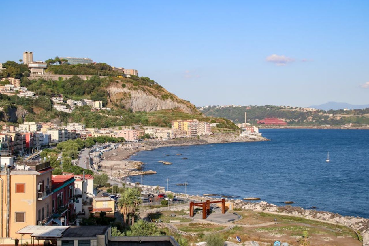 Leggende locali Napoli: i segreti che i turisti non vedono