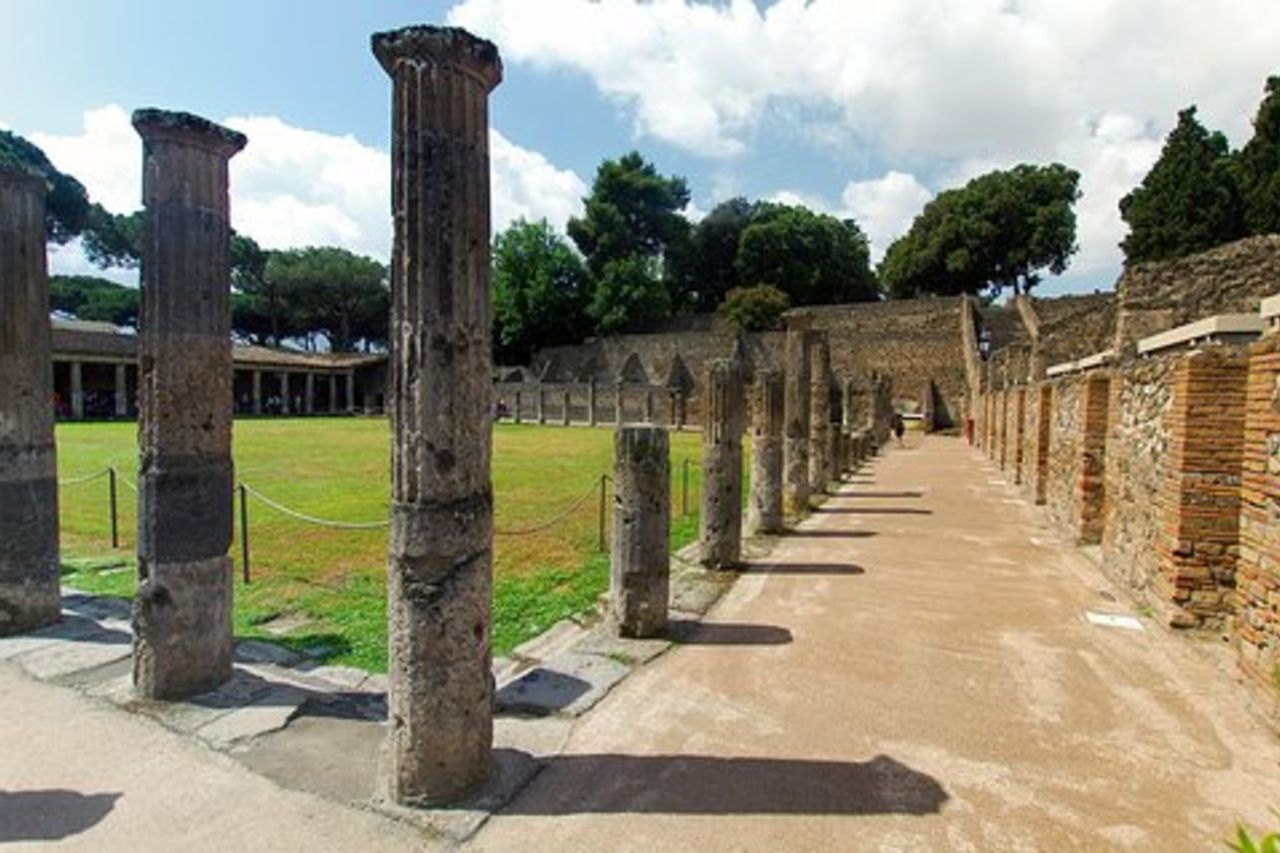 Tour completo salta fila di Pompei con Guida Archeologica