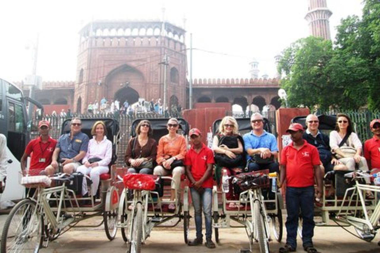Old Delhi Group Tour di Rickshaws