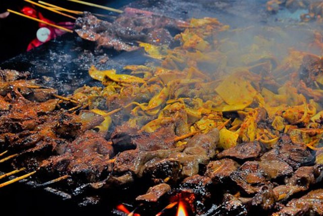 Tour del cibo di strada, del mercato e dei vecchi ristoranti nel centro storico di Lima