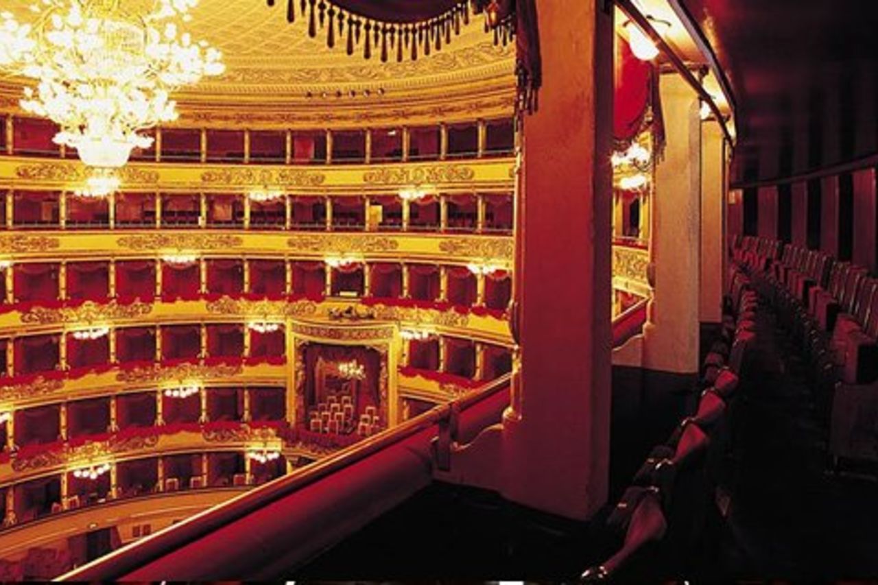 Tour del Teatro alla Scala e dei Musei di Milano con Guida Privata
