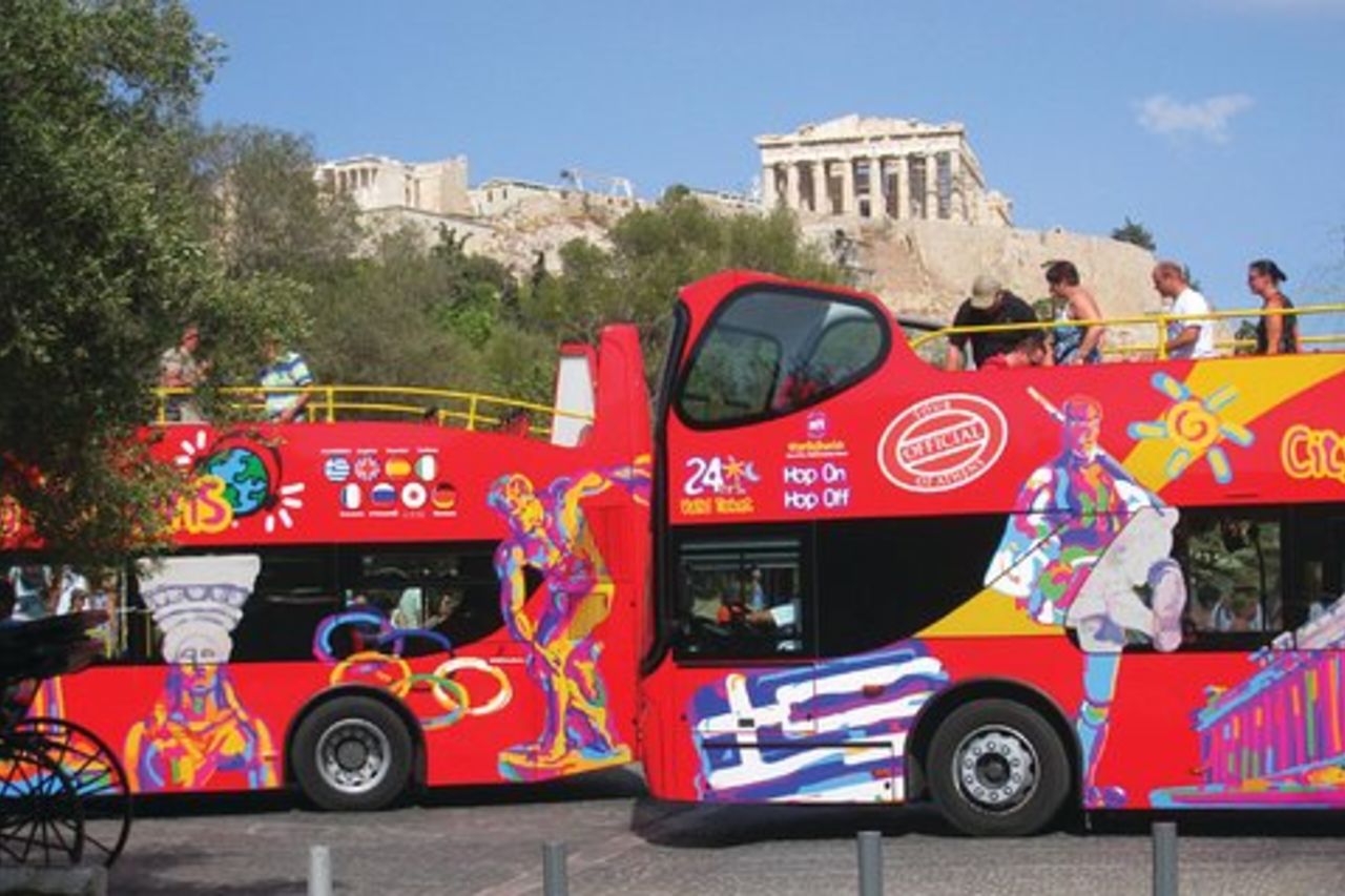 Escursione a terra ad Atene: tour in autobus Hop-On Hop-Off di Atene e del Pireo