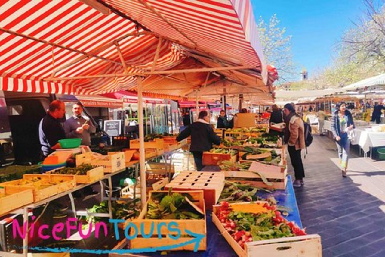 Tour a piedi della vecchia Nizza e della collina del castello con una guida locale