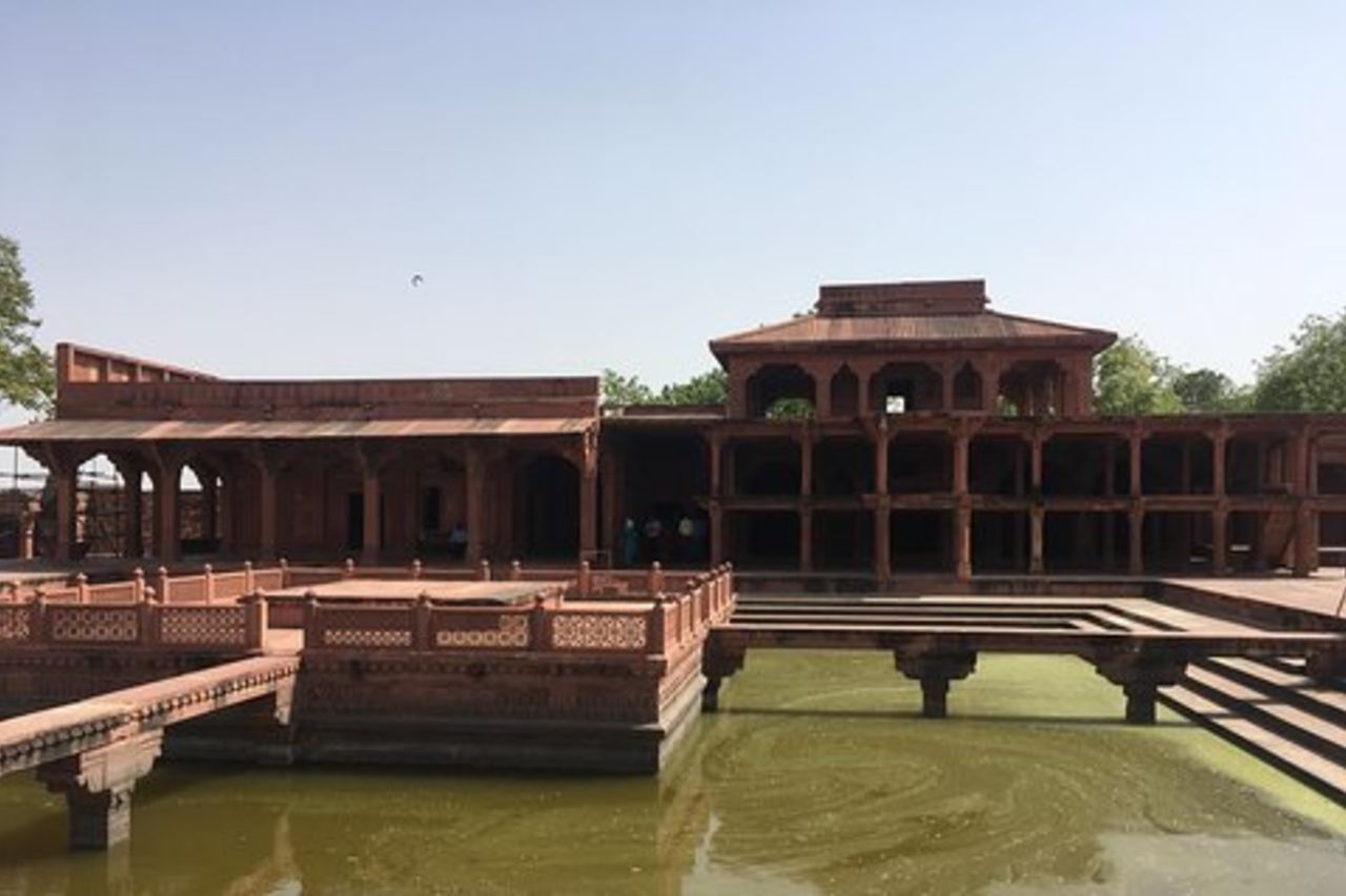 Trasferimento privato da Agra a Jaipur con Fatehpur Sikri