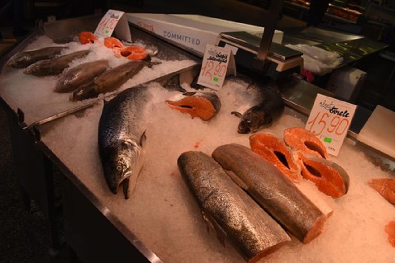 Visita gastronomica lettone al mercato centrale di Riga