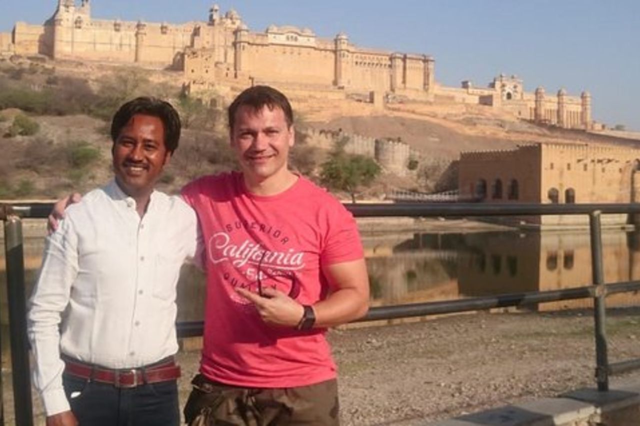 Tour privato di un'intera giornata a Jaipur con guida autorizzata