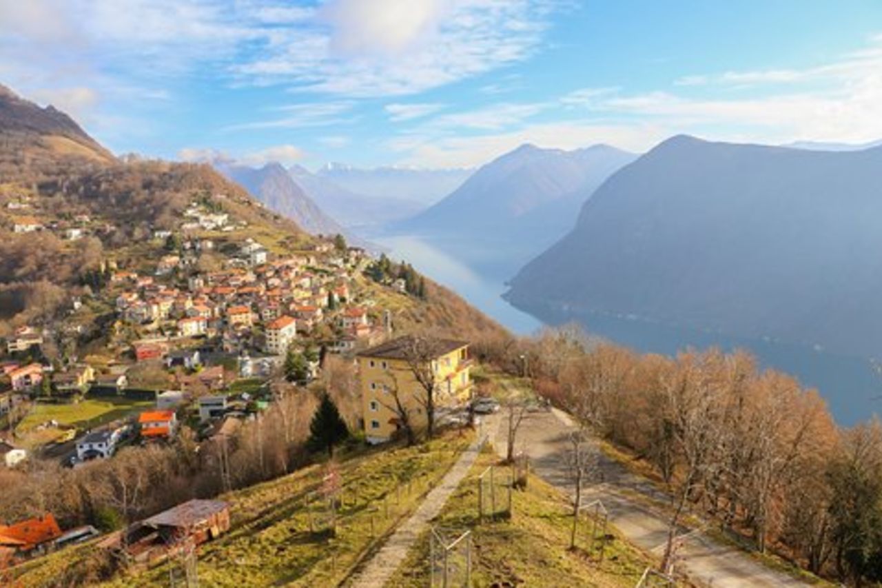 Esplora i luoghi instabili di Lugano con un locale