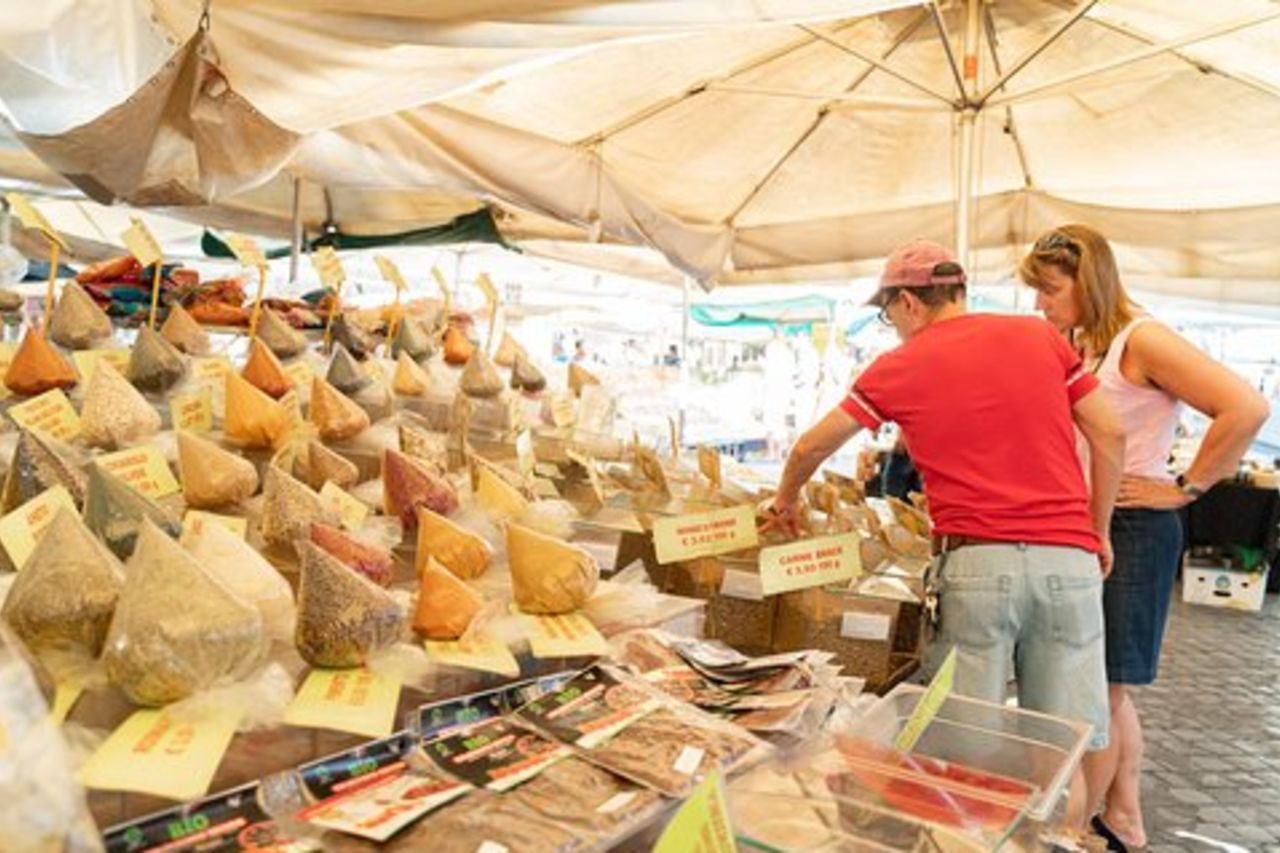 Tour del mercato privato, pranzo o cena e demo di cucina a Erice