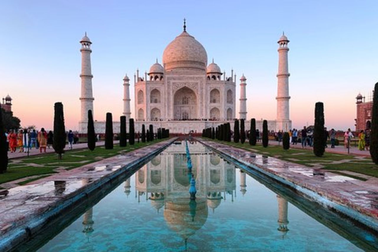 Tour privato all'alba del Taj Mahal e del Forte di Agra