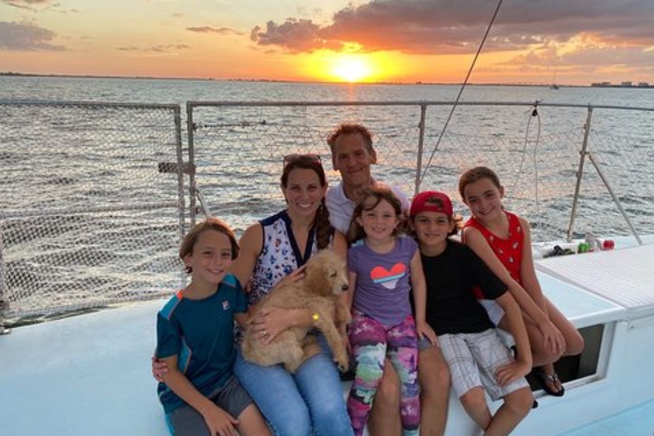 Vela al tramonto nel sud-ovest della Florida