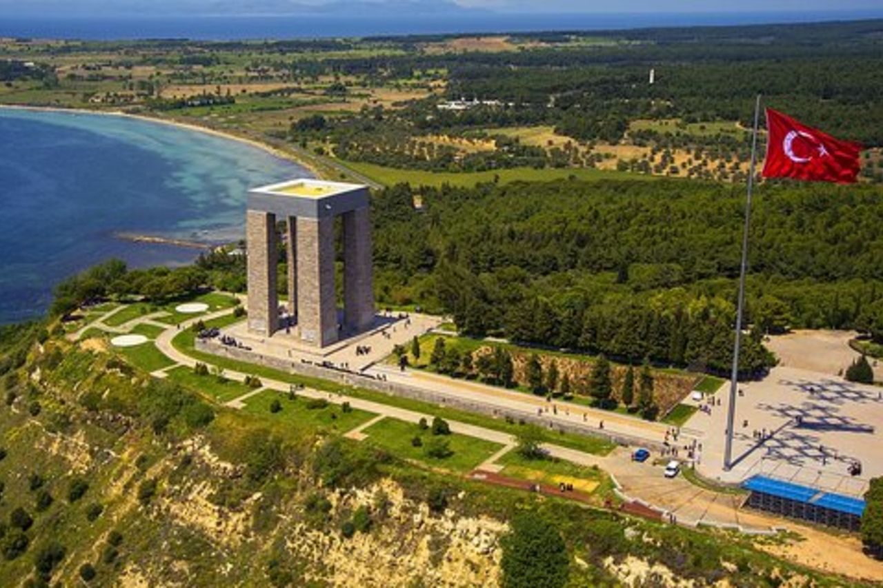 Tour privato di un giorno degli antichi campi di battaglia (Troia e Gallipoli)