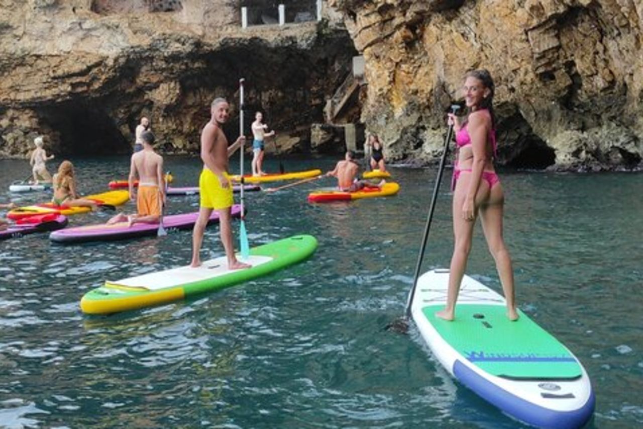 Giro in SUP nelle Grotte di Polignano a mare