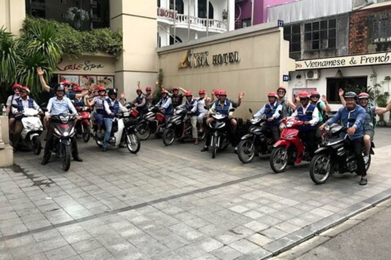 Hue Tour in moto di mezza giornata - Autentica campagna del Vietnam, storia, cultura