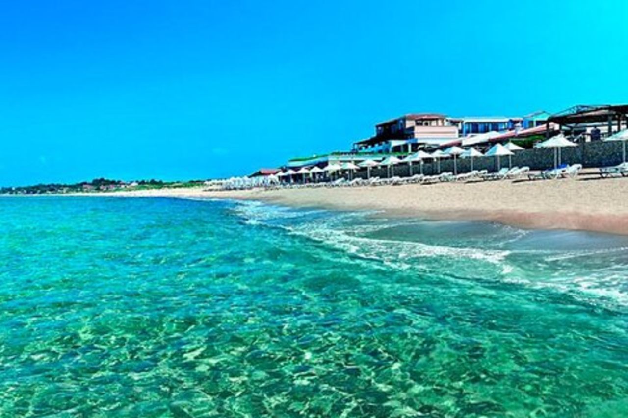 Escursione privata di Katakolon all'antica Olimpia, azienda vinicola e spiaggia