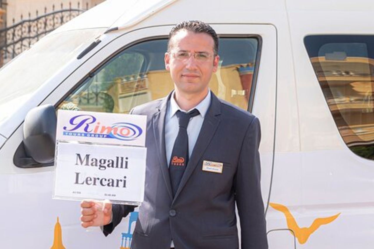 VIP Meet and Assist all'aeroporto del Cairo con trasferimento privato agli hotel del Cairo