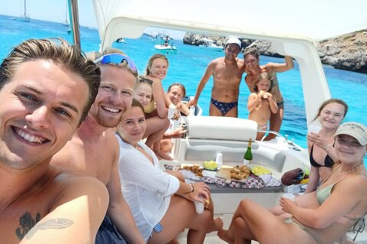 Favignana tour in Gommone Degustazione Vino,snorkeling e relax
