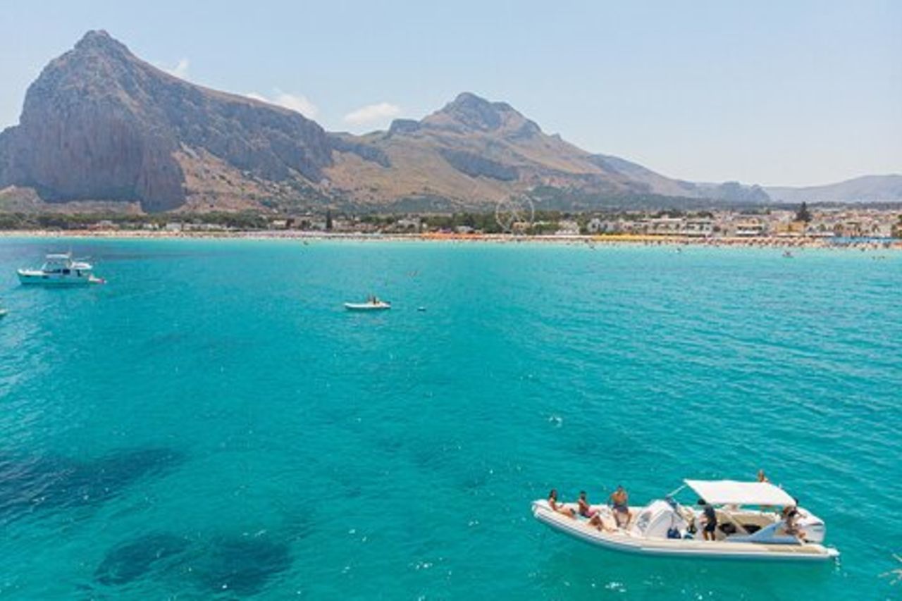 8-Ore Tour in Barca da Castellammare del Golfo a San Vito Lo Capo