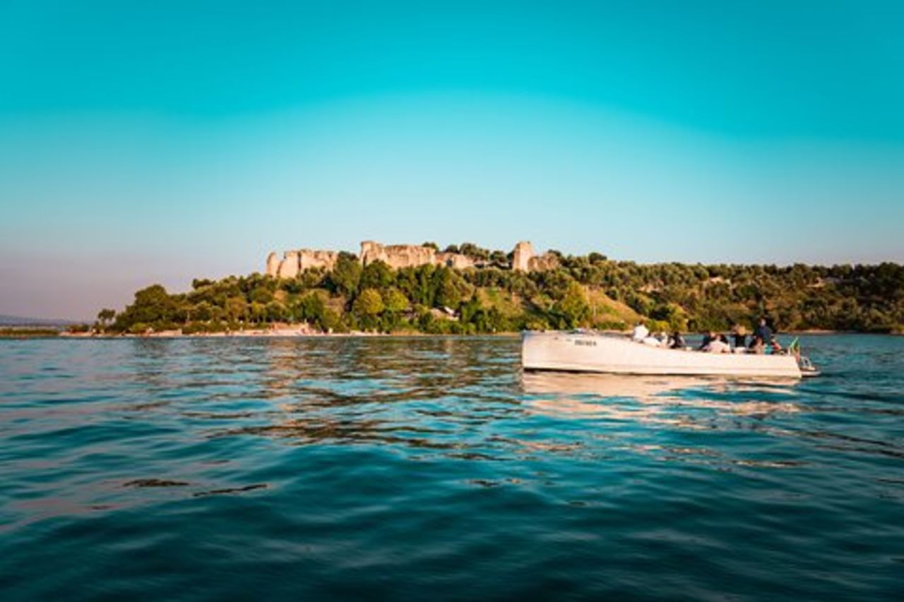 Tour al tramonto di Sirmione