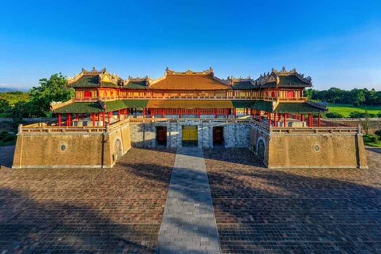 Hue Imperial City Walking Tour: Cittadella e Città Proibita