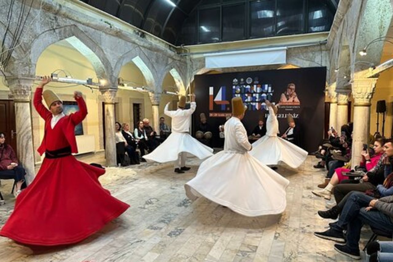 Istanbul: Cerimonia dei Dervisci Rotanti e Mevlevi Sema