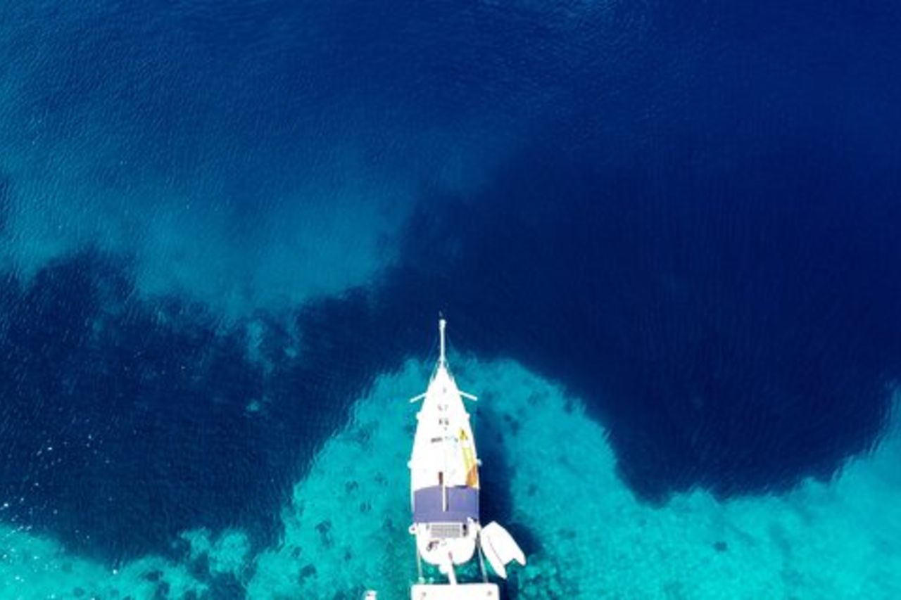 Da Agia Efimia: tour di un giorno in barca a vela all-inclusive a Itaca