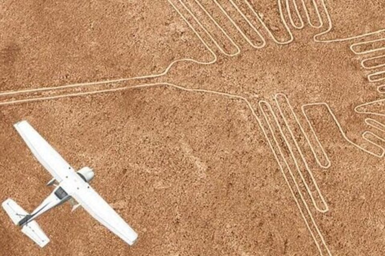 Tour di 4 giorni da Lima: volo Nazca Lines, Paracas e Huacachina