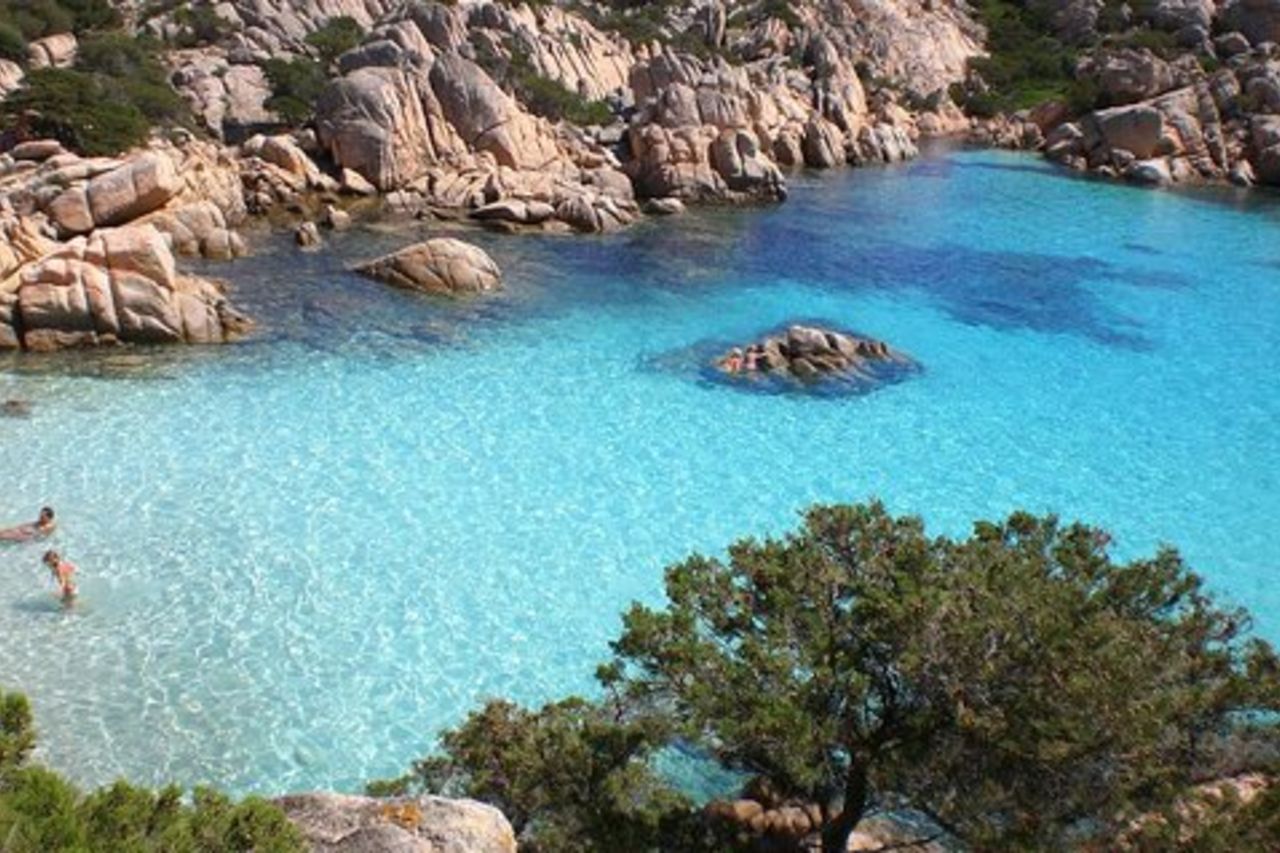 Tour in barca nell’arcipelago di La Maddalena e Caprera da Palau