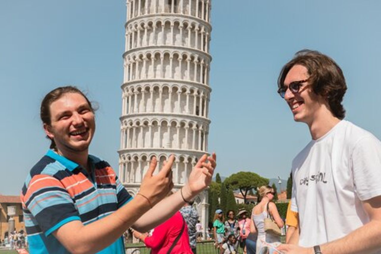 Da Livorno a Pisa in autonomia con il Biglietto per la Torre Pendente opzionale