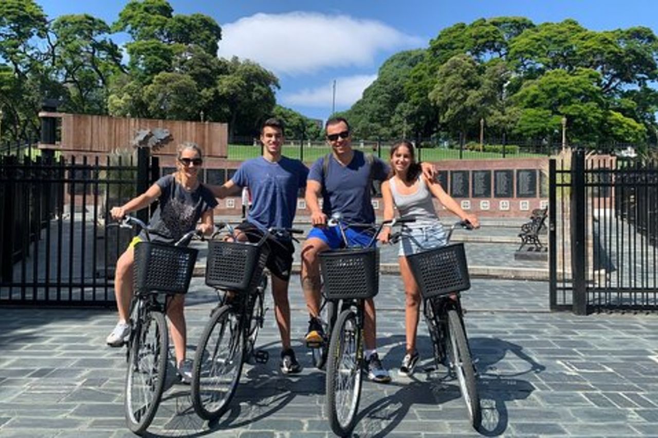 Tour in bici: highlight di mezza giornata della città di Buenos Aires