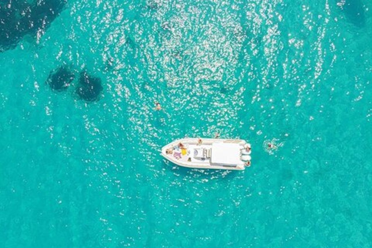 Tour in barca di un'intera giornata Palermo e Mondello