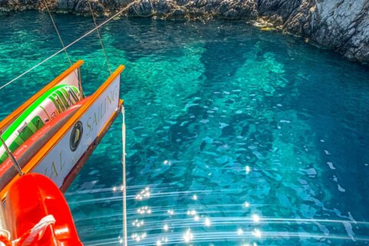 Crociera di un giorno a Rodi (con pranzo e bevande illimitate) 5,5 ore