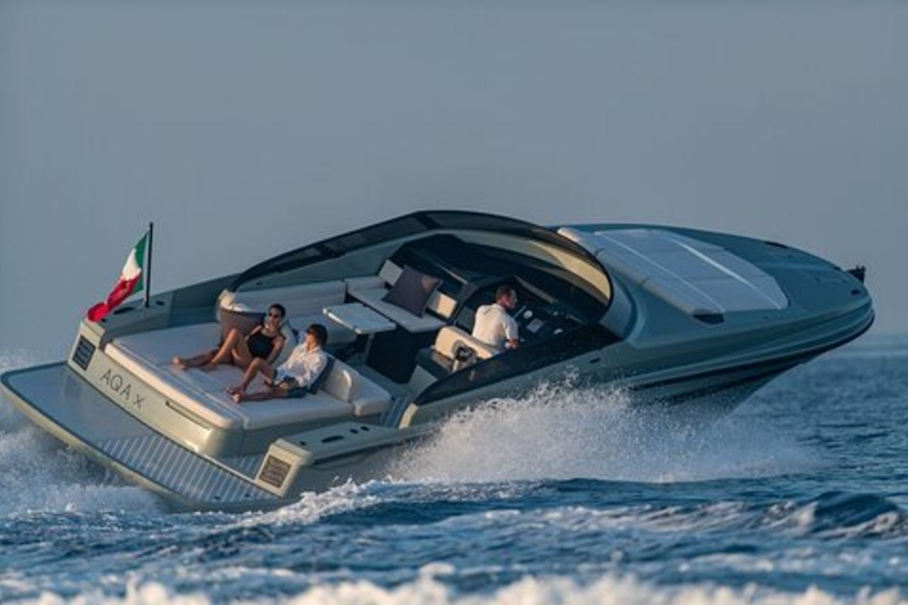 Tour di un'intera giornata in Costiera Amalfitana e Capri