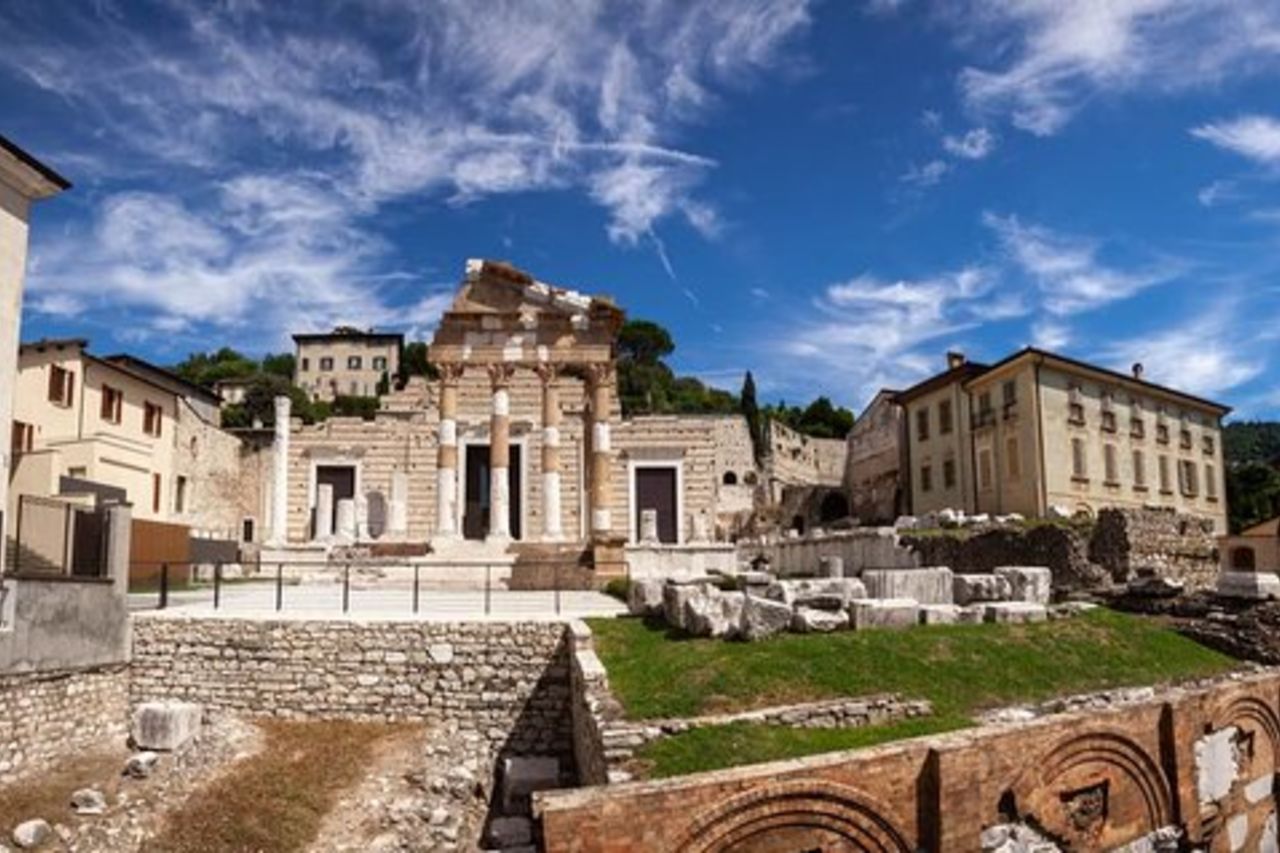 Tour a piedi di Brescia con audioguida fatta con un bresciano