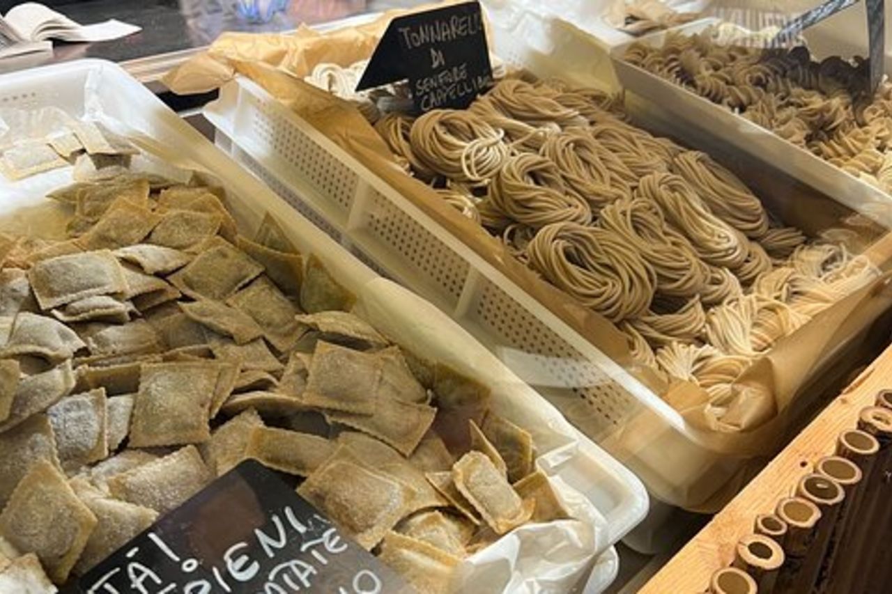 Roma E-Bike Tour : Ultimo Street Food e Festa del Mercato