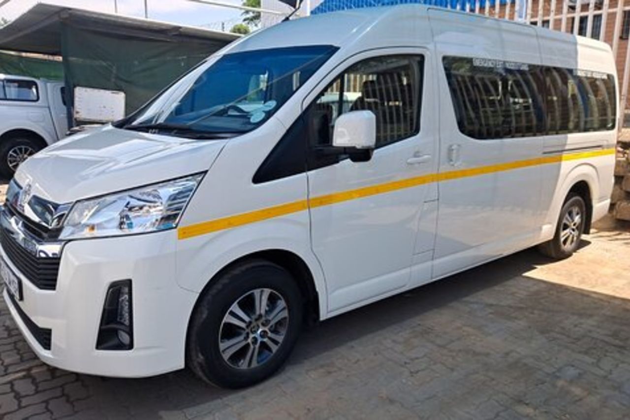 OPPURE Trasferimenti dall'aeroporto di Tambo e Lanseria a Sun City