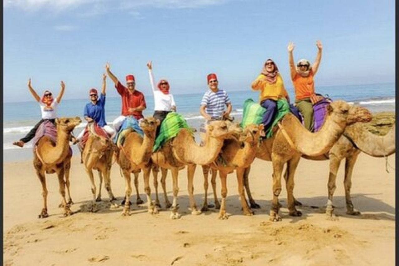 Tour privato di un giorno di lusso a Tangeri da Cadice All Inclusive