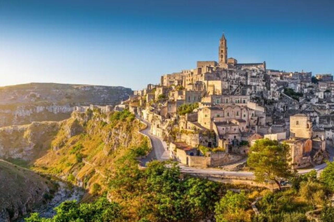 Tour privato in 2 siti UNESCO: Alberobello e Matera.