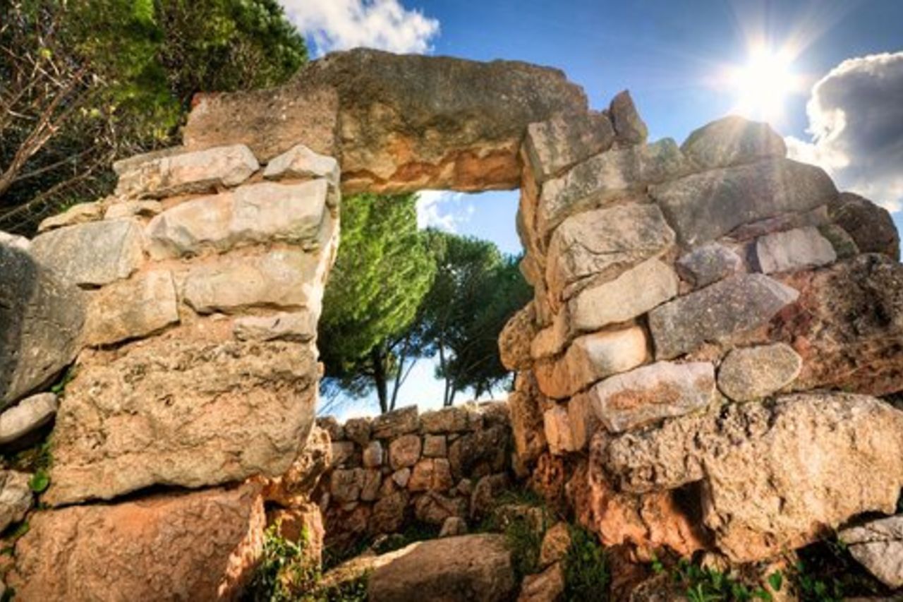 Tour del Nuraghe di Palmavera con aperitivo da Alghero