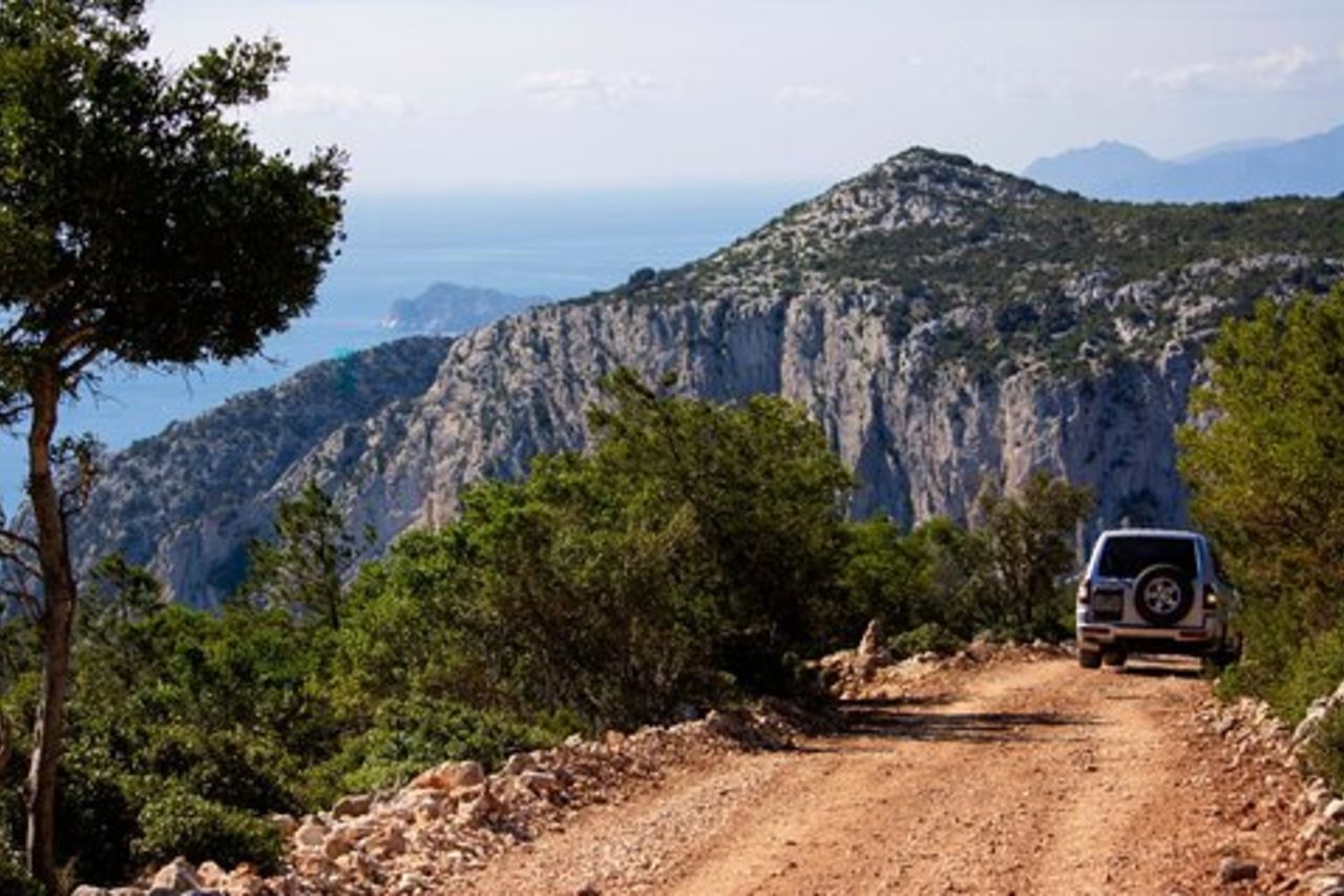 Tour in jeep dell'Altopiano del Golgo da Arbatax
