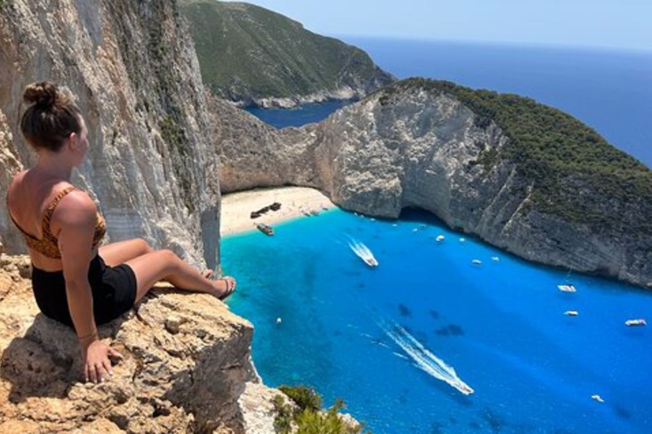 Spiaggia del relitto di Zante con tour della terra e del mare delle grotte blu